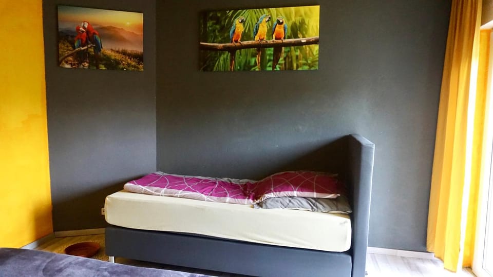Joys Ferienwohnung Apartment in Oberhausen