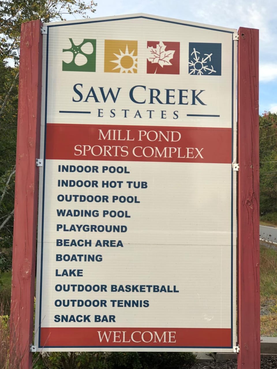 Cozy Cottage at Saw Creek Chalet in Middle Smithfield