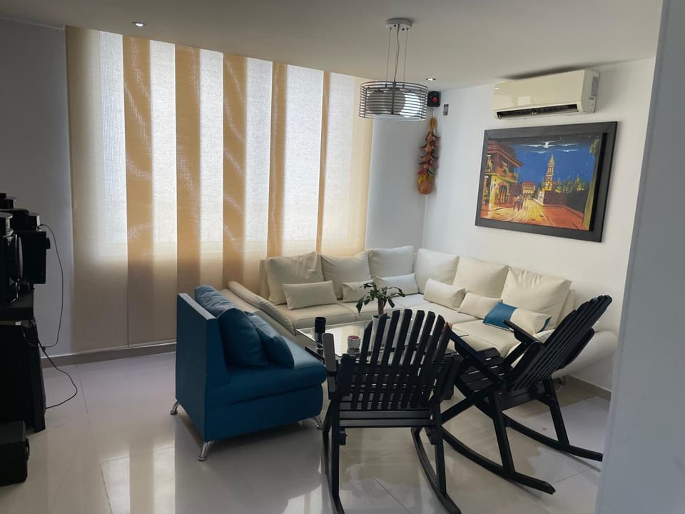 APARTMENT WHITE BOCAGRANDE - Los Delfines Apartment in Cartagena