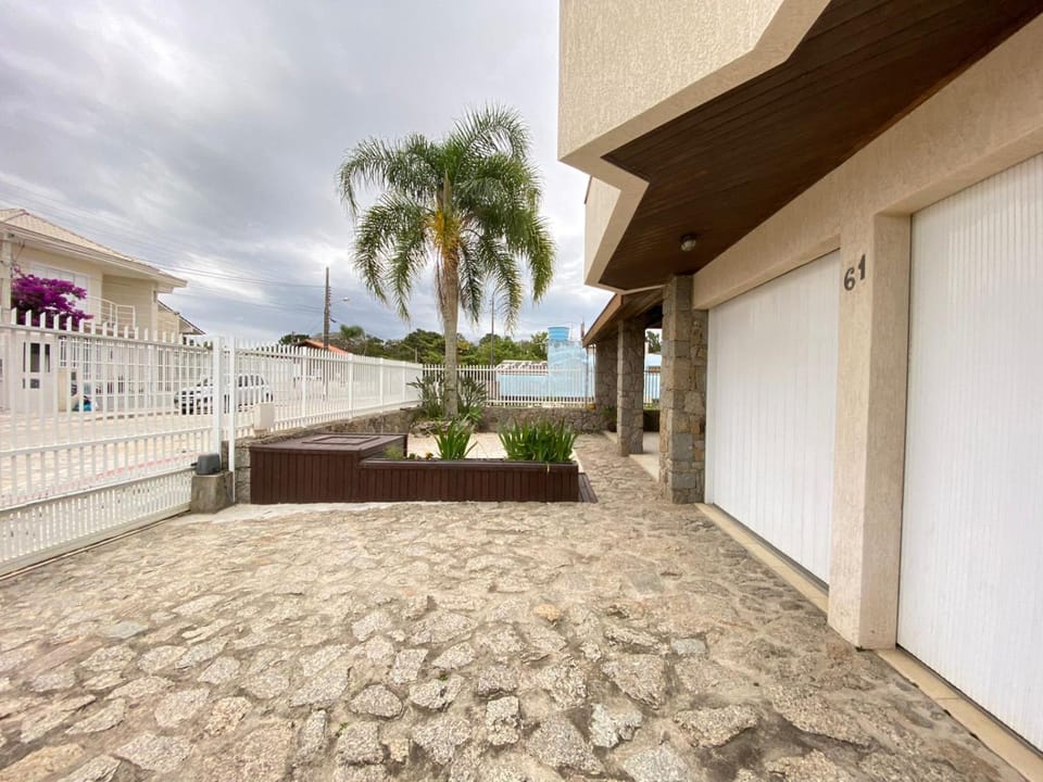 Casa Bombinhas com Piscina House in Bombinhas