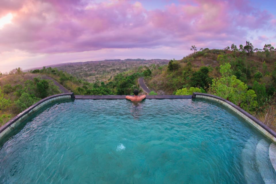 Day, People, Bird's eye view, On site, Garden view, Landmark view, Mountain view, Pool view, Street view, Swimming pool, Swimming pool, Swimming pool, Sunset