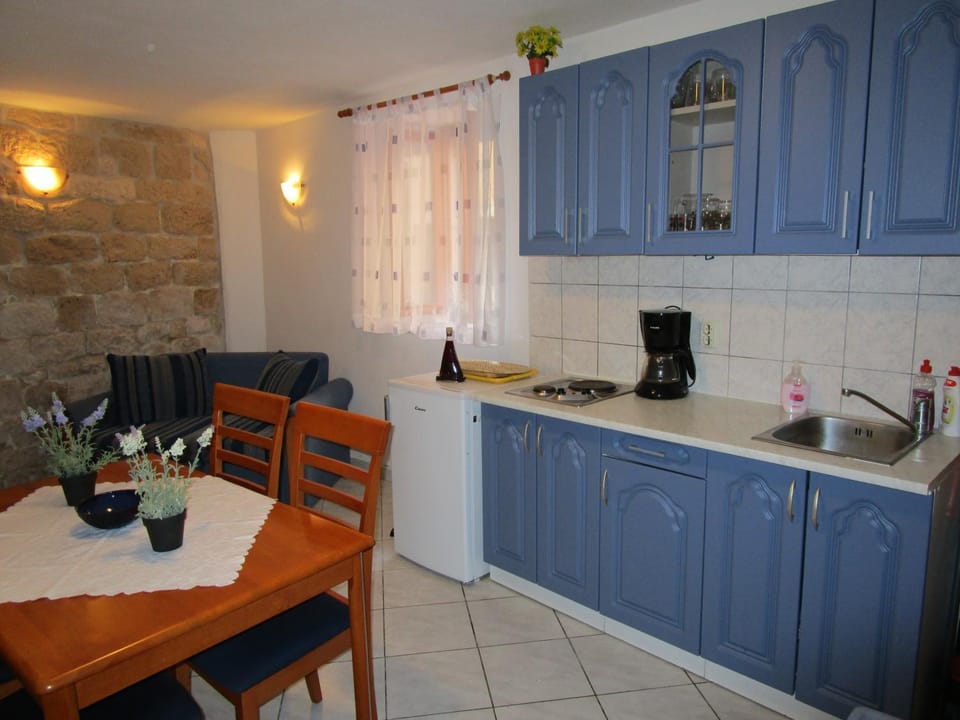 Marko Polo B Old Town Apartment in Trogir