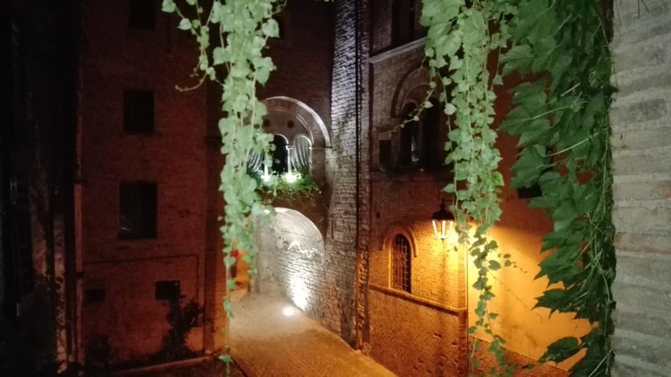Palazzetto Bentivoglio House in Umbria