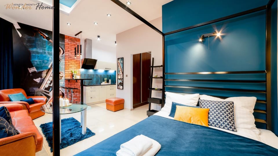 Bed, Living room, Other, Photo of the whole room, Seating area