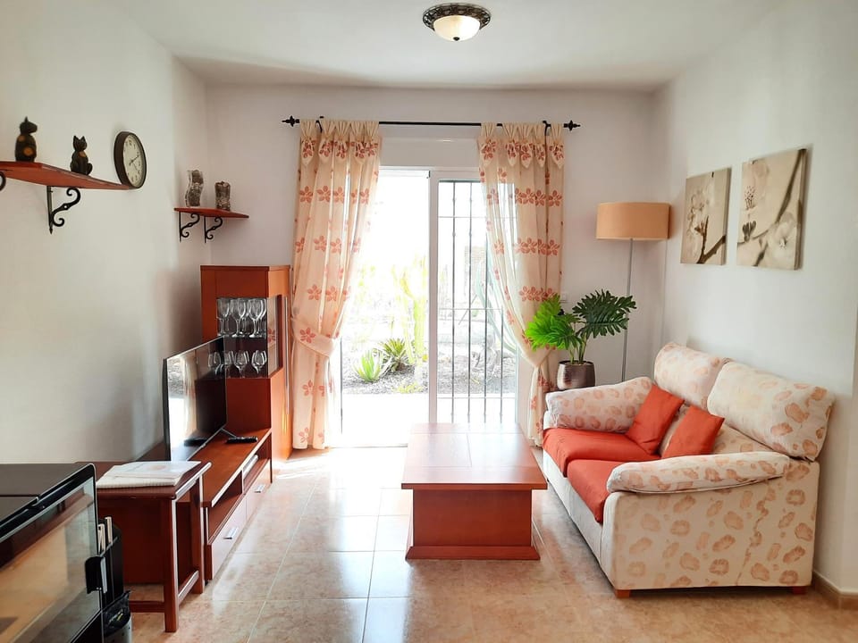 Living room, Garden view
