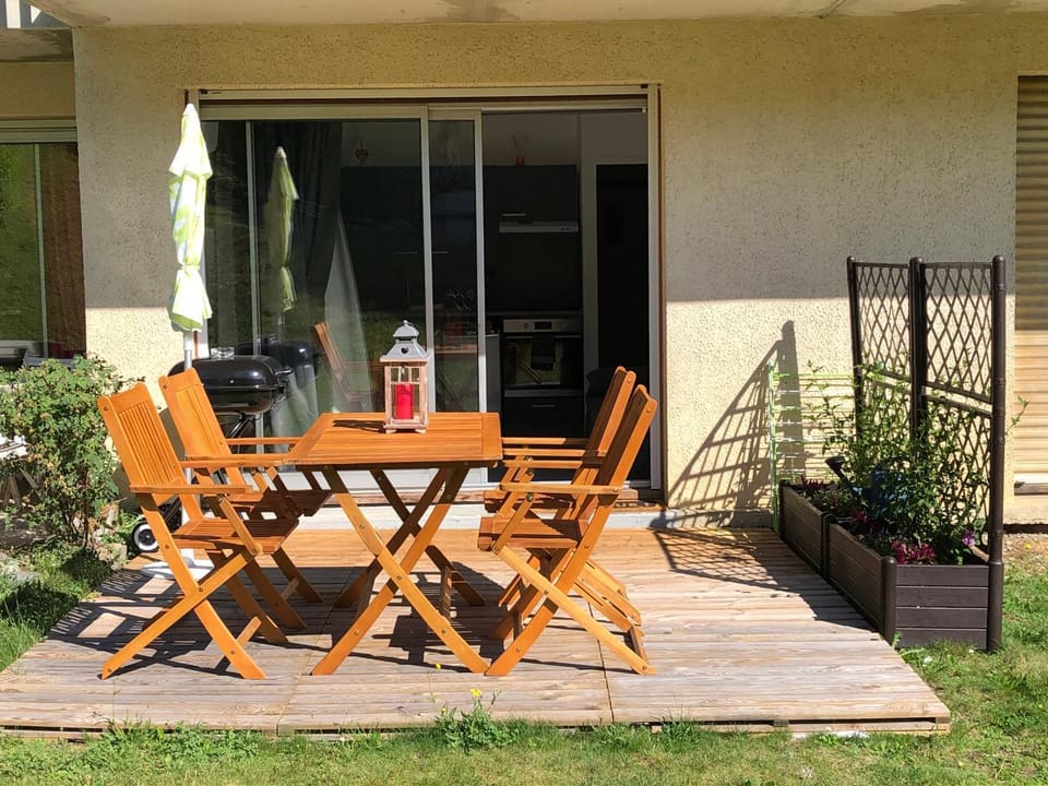 Patio, Spring, Garden, Balcony/Terrace