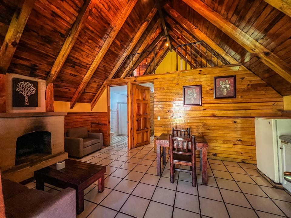 Living room, Dining area, fireplace
