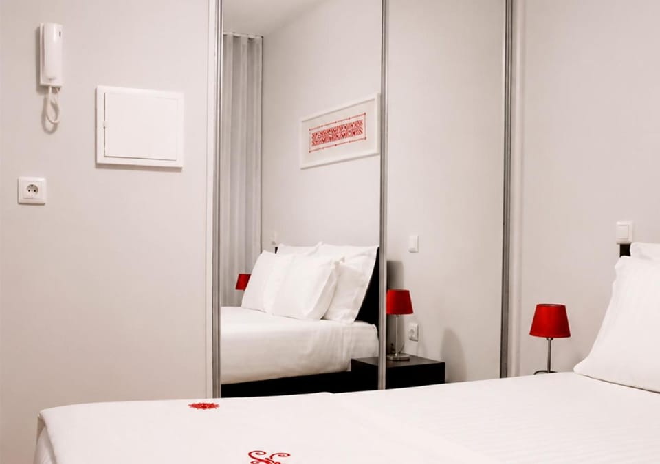 Guest House Vimaranes Bed and Breakfast in Guimaraes