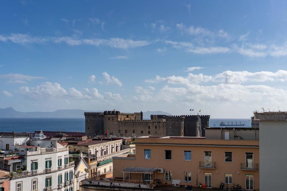 City view, Sea view