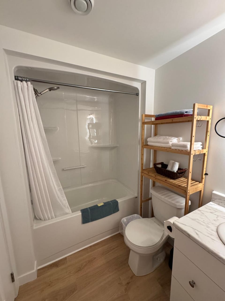 Cavendish Lodge & Cottages Campground/ 
RV Resort in Prince Edward County