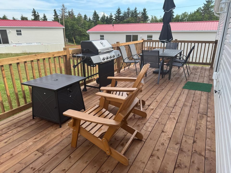 Cavendish Lodge & Cottages Campground/ 
RV Resort in Prince Edward County