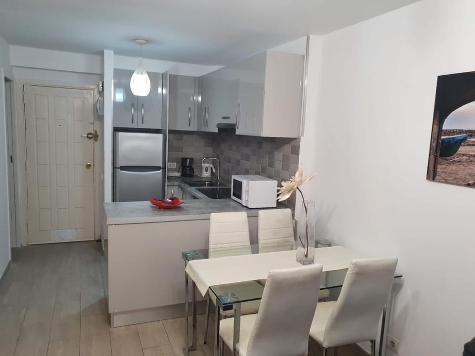 Apartamento Torres del Sol Apartment in Playa de las Americas