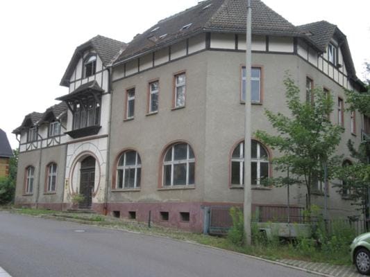 Property building, Facade/entrance