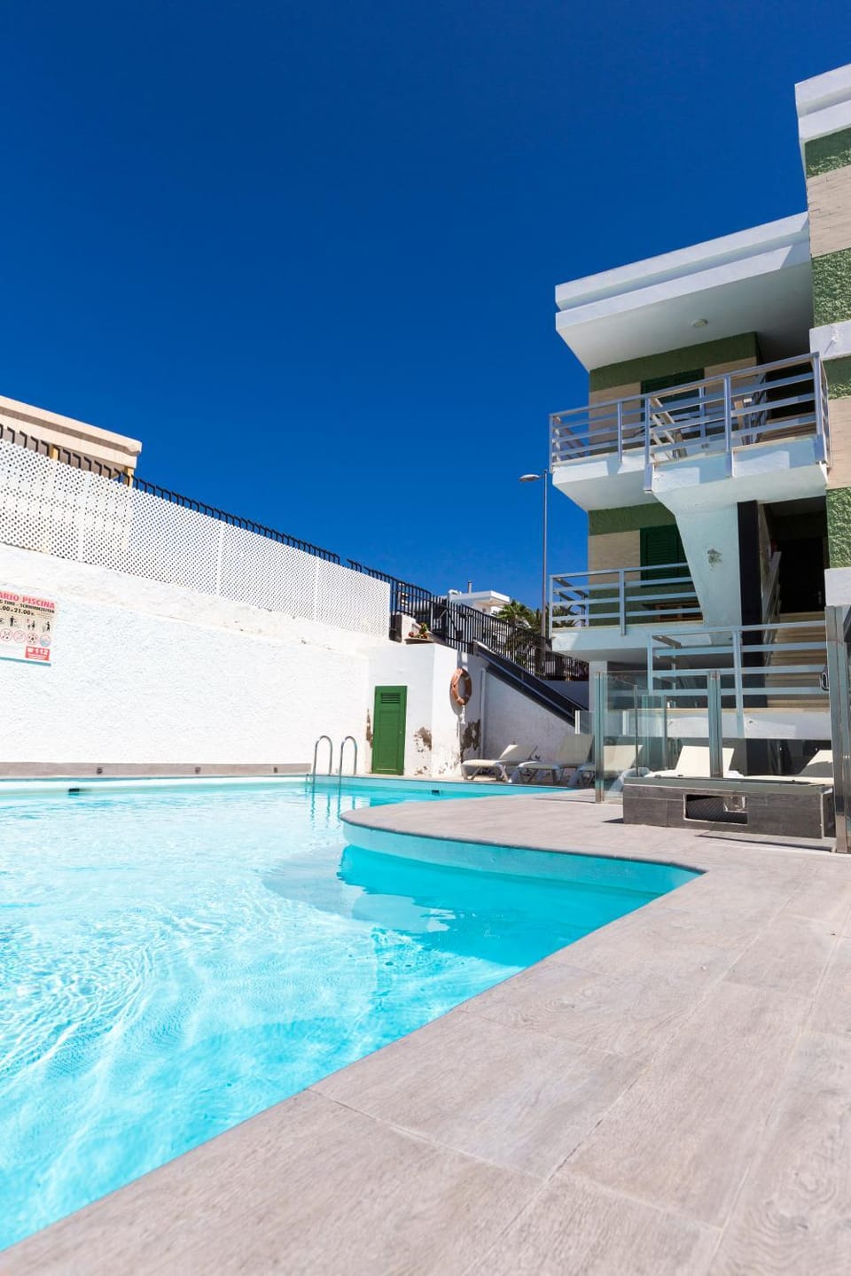 Property building, Swimming pool