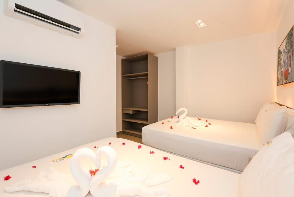 Bed, Photo of the whole room, Bedroom, towels, air conditioner