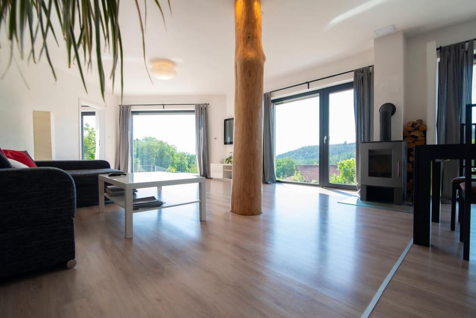 Wellness bungalov - vodní nádrž Slapy - 40km od Prahy House in Czechia