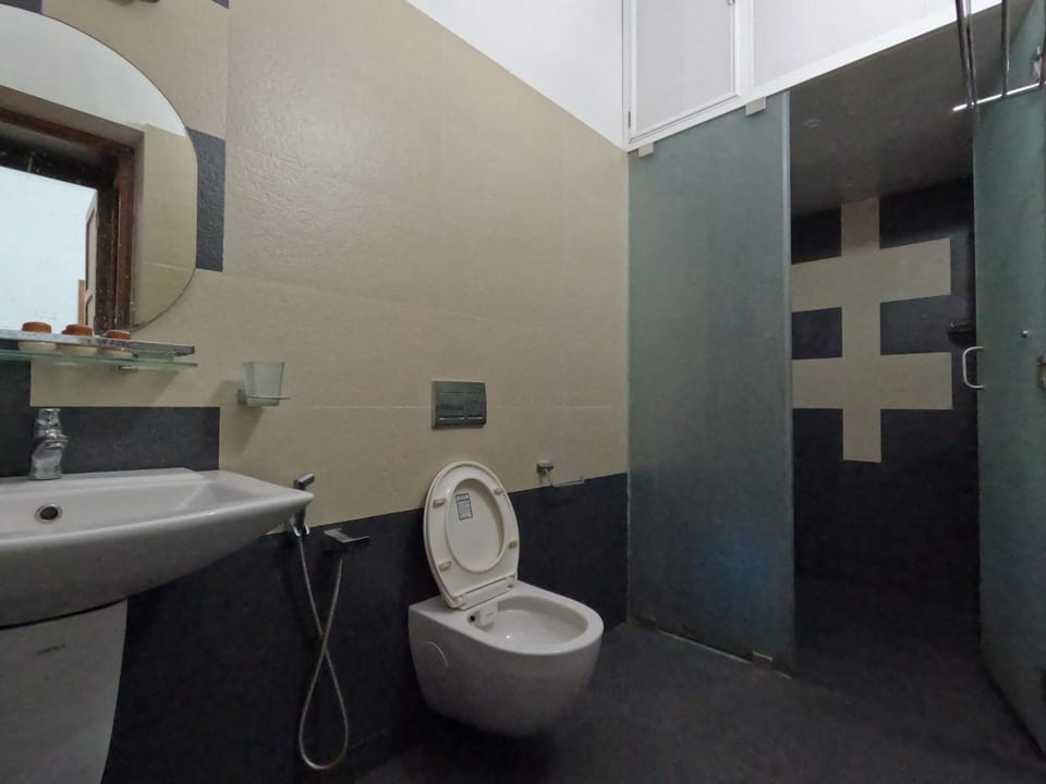 Toilet, Bathroom