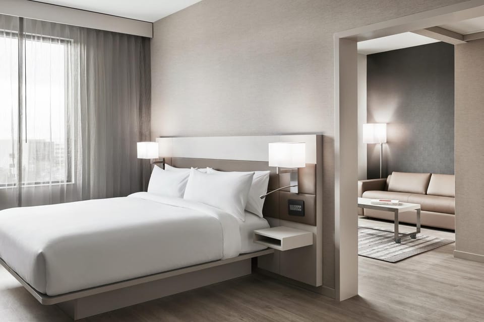 Bed, Seating area, Bedroom