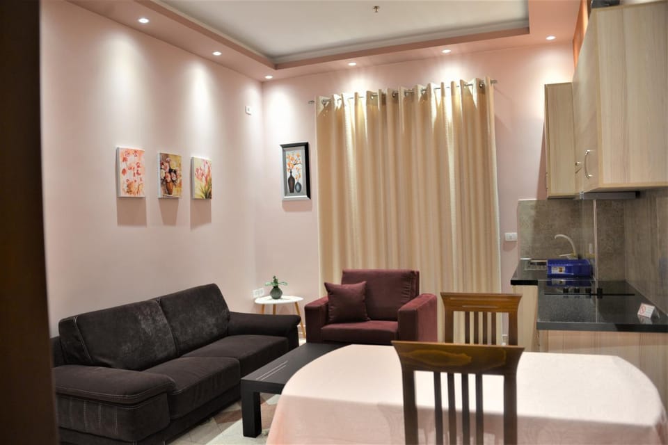 Living room, Dining area
