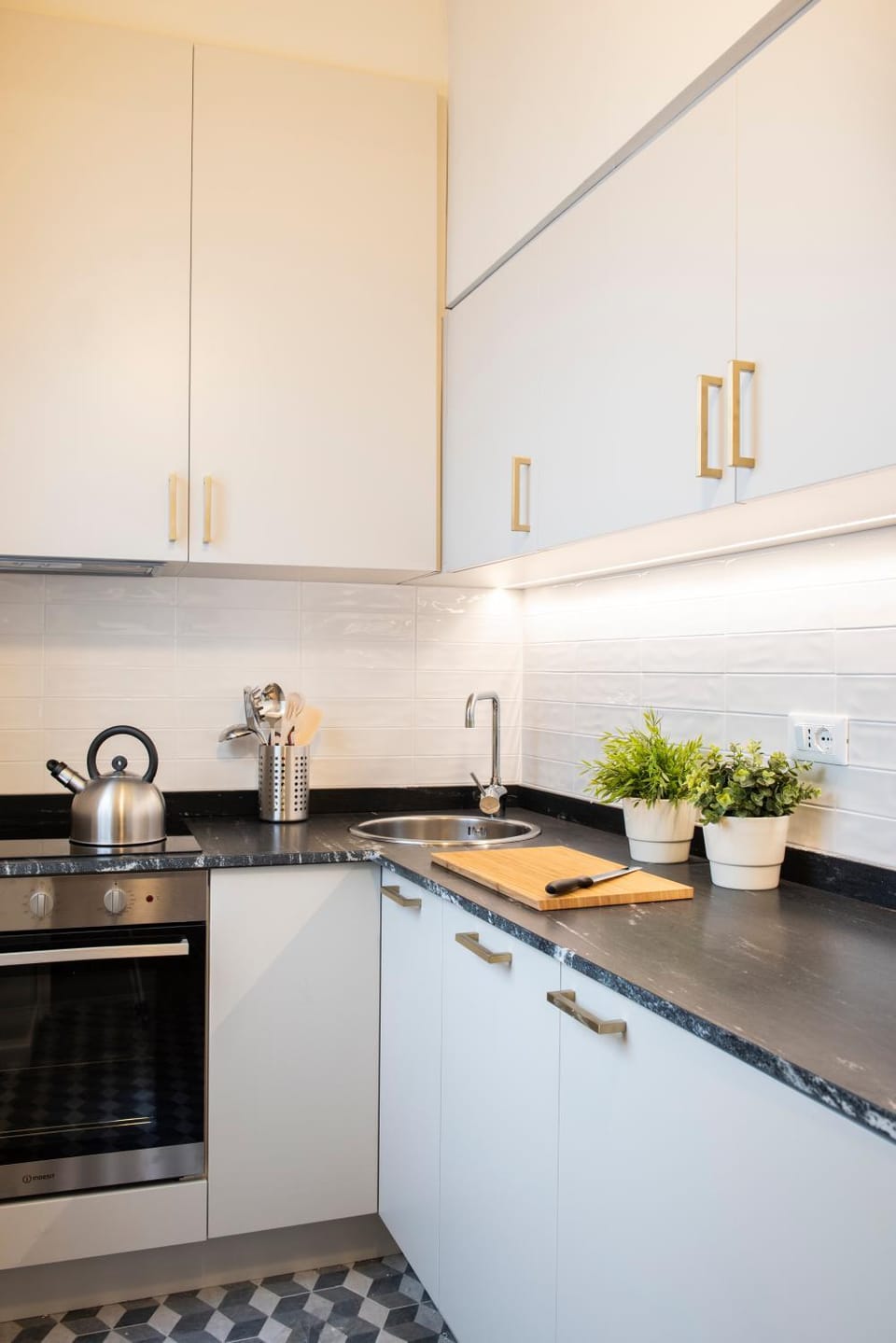 Kitchen or kitchenette, kitchen