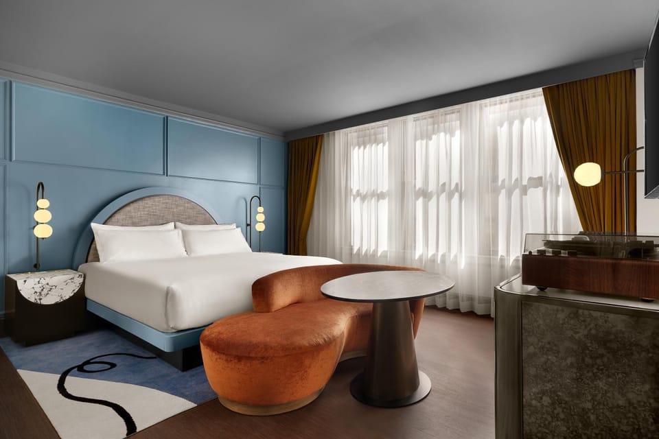 Bed, Bedroom, Guests
