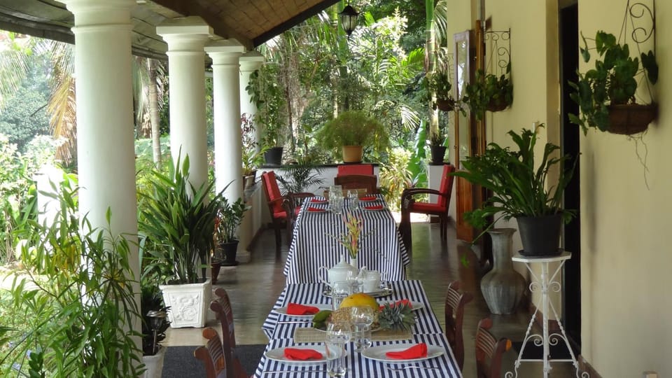 Restaurant/places to eat, Balcony/Terrace