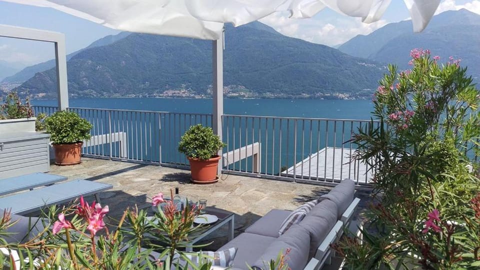 Property building, Balcony/Terrace