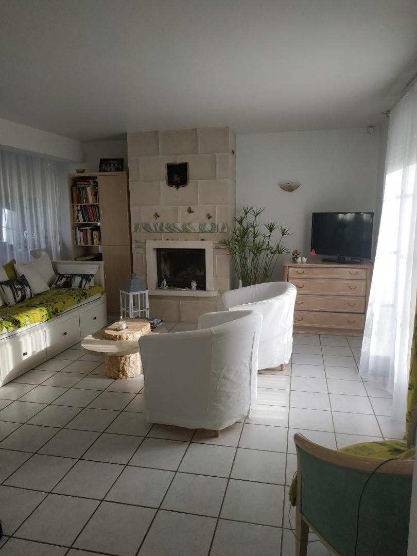 CHEZ MARLYSE Bed and Breakfast in Blois