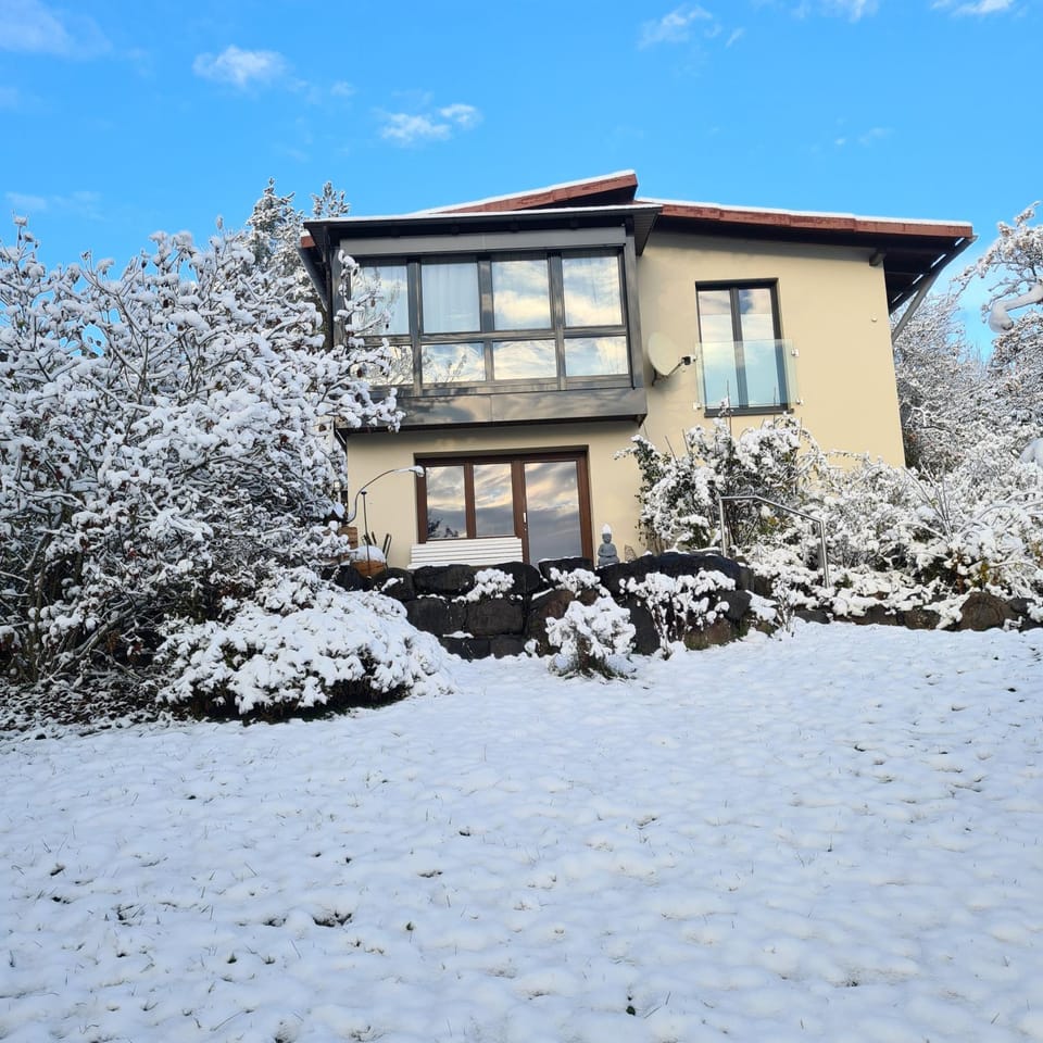 Property building, Winter