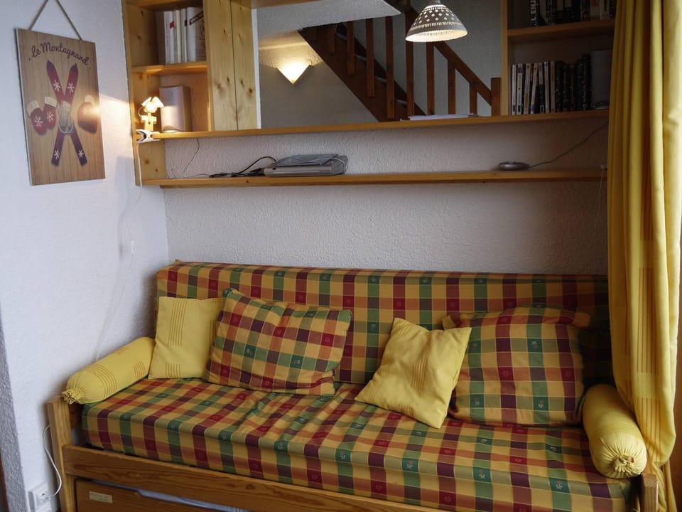 Appartement cosy à Méribel, skis aux pieds, balcon, proche commodités - FR-1-355-165 Apartment in Les Allues