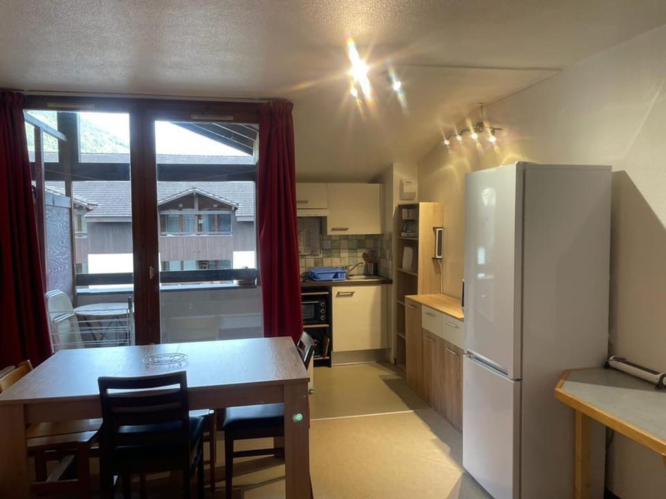 Studio 4 pers avec balcon, wifi, parking, animaux admis - Brides-les-Bains - FR-1-512-79 Apartment in Auvergne-Rhône-Alpes