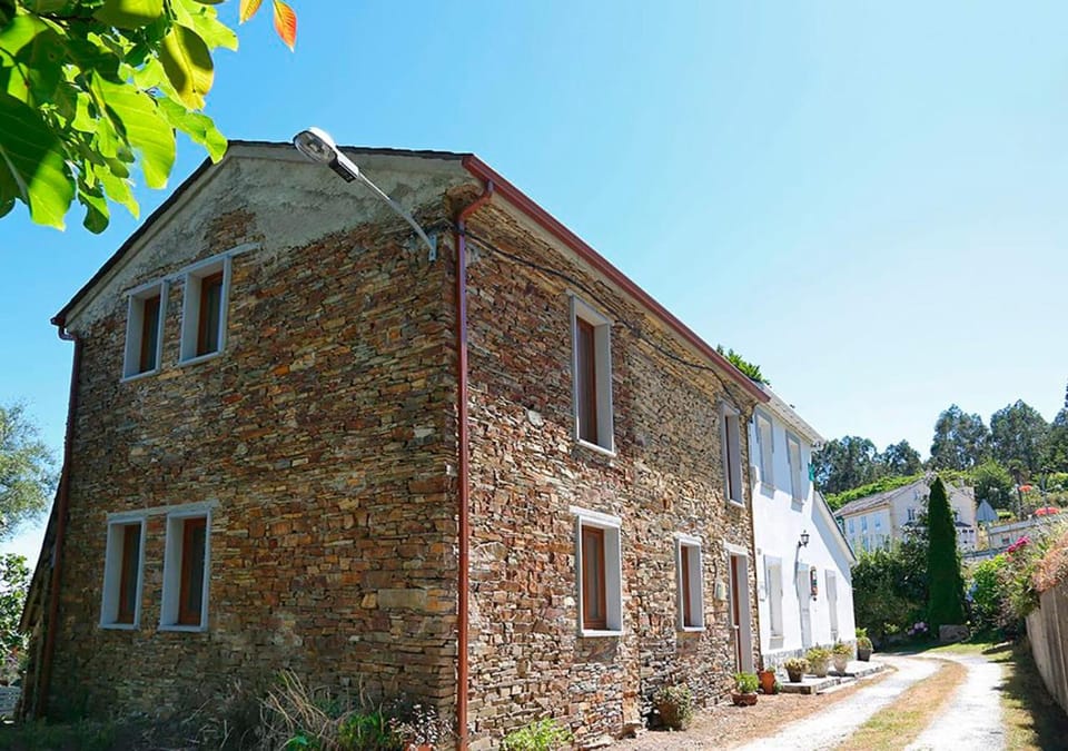 Property building, Facade/entrance, Garden