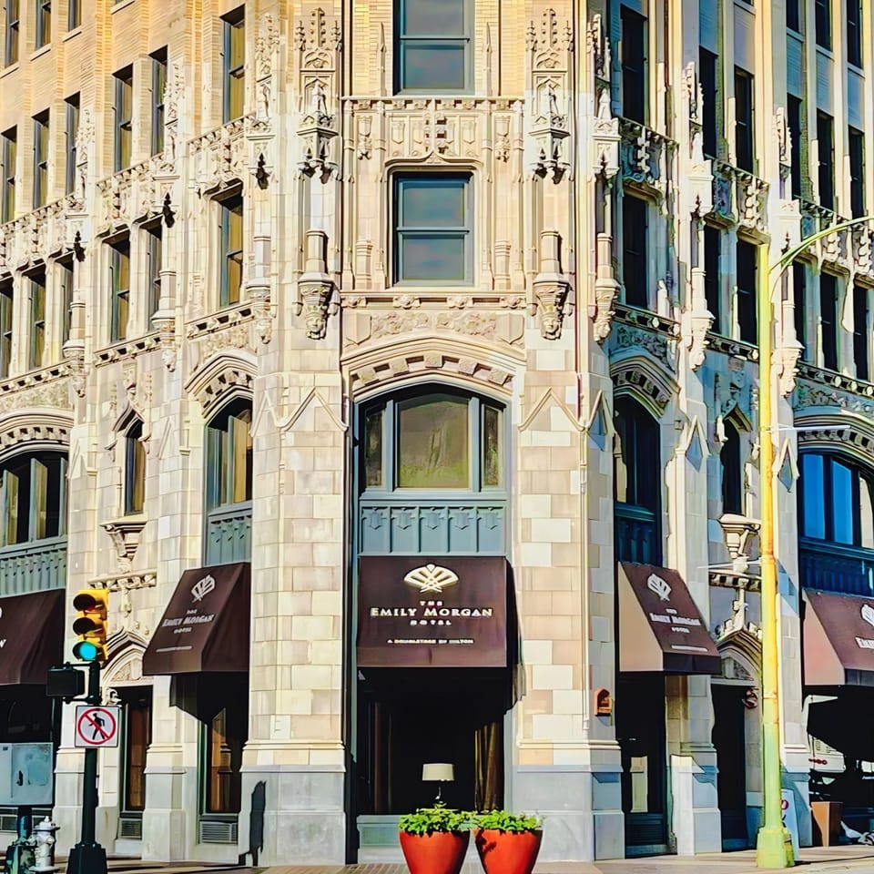 Property building, Facade/entrance, Location