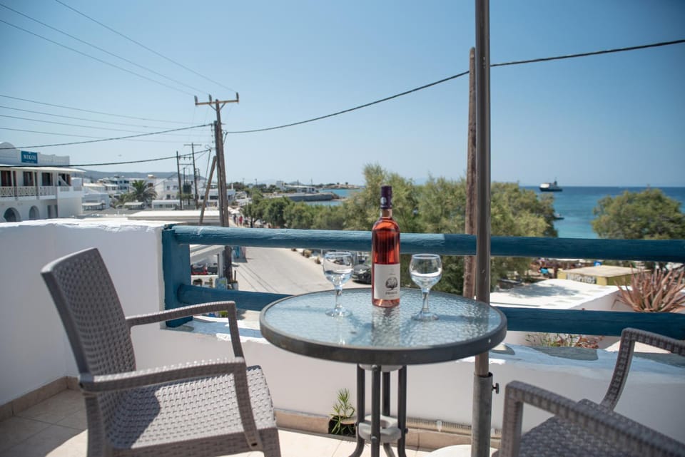 Deep Blue Apartment in Agios Prokopios