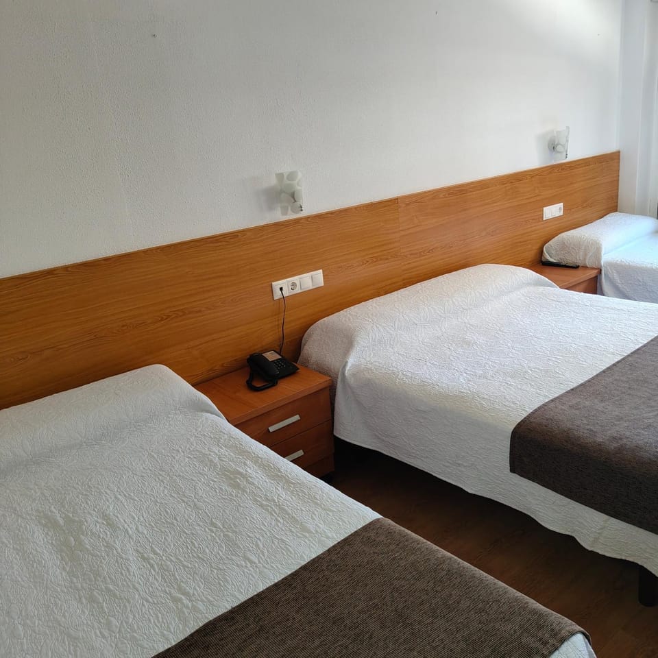 Hostal Adelia Hotel in A Coruna