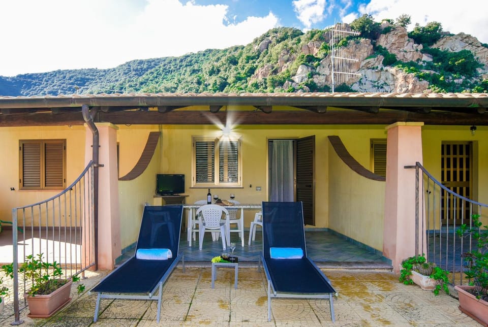 Appartamento fronte mare Perdepera House in Sardinia