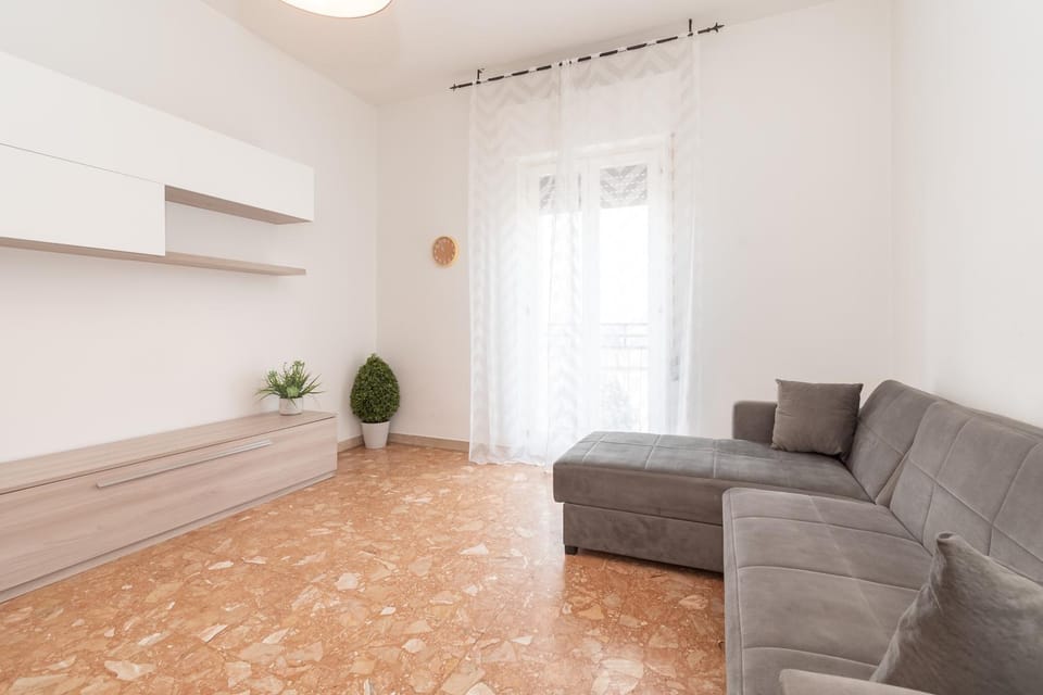 Ospedale Civile 1 - F&L Apartment Apartment in Province of Brescia