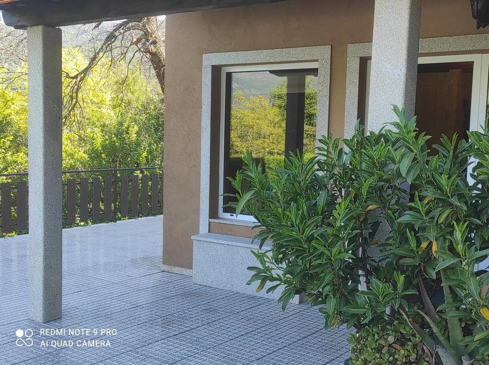 Property building, Balcony/Terrace