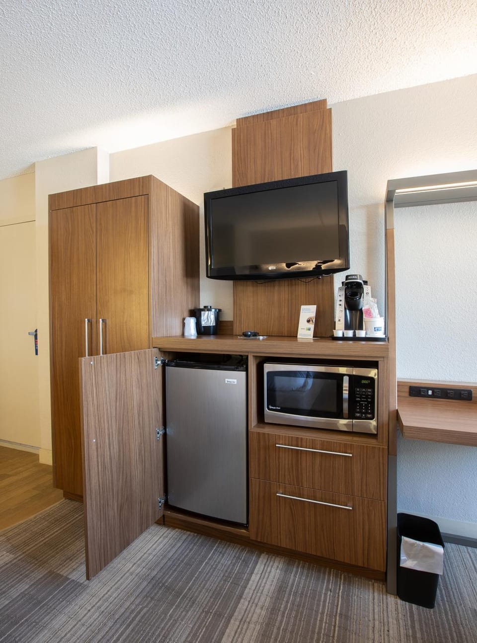 Coffee/tea facilities