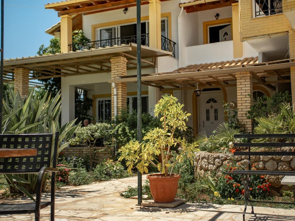 Property building, Garden