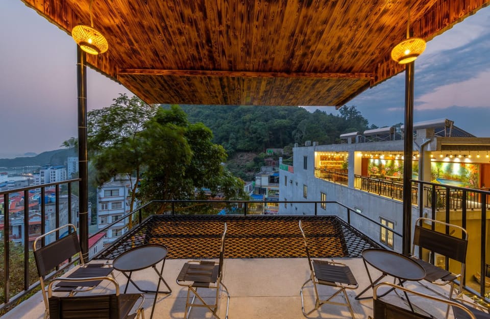 View (from property/room), Balcony/Terrace