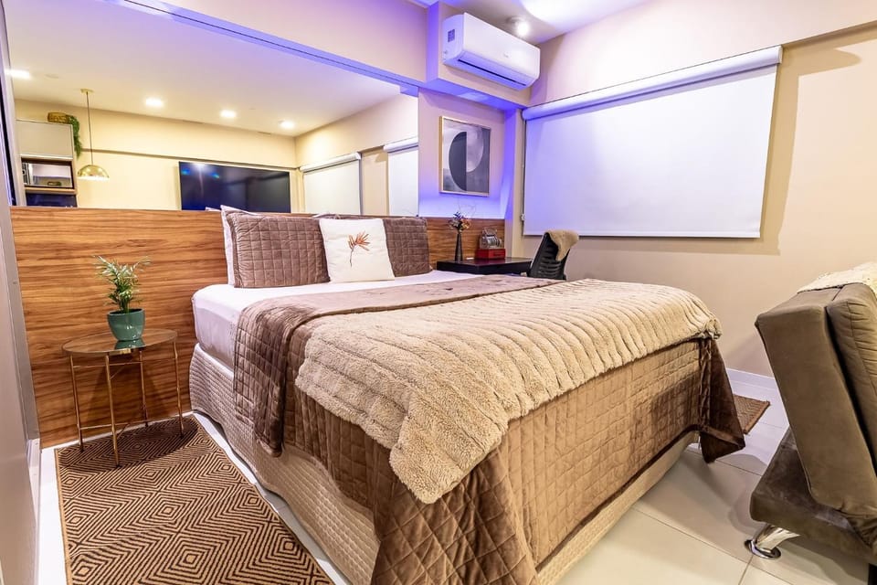 Bed, Photo of the whole room, Bedroom, air conditioner