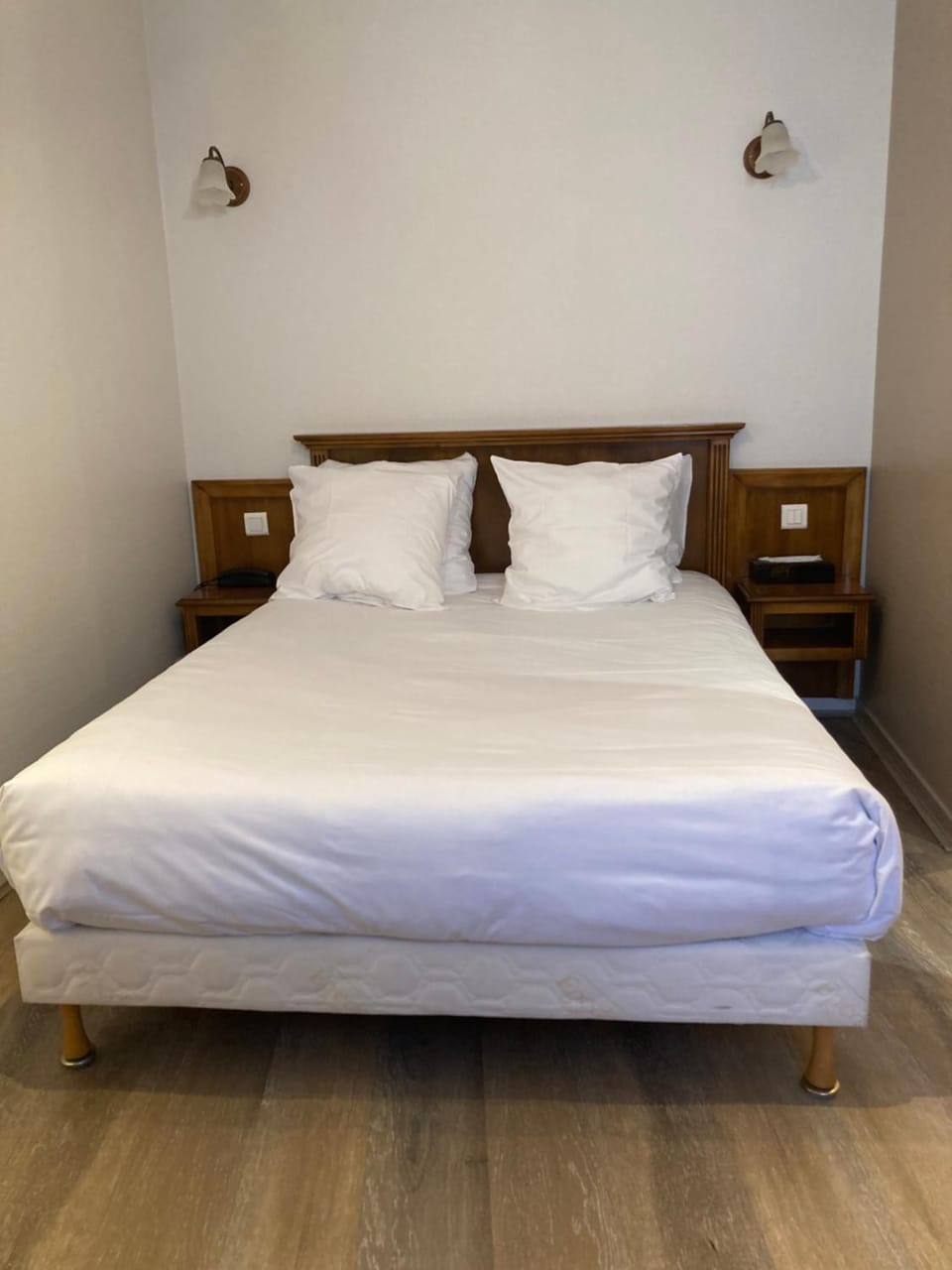 Logis Hôtel & Restaurant du Sauvage Hotel in Île-de-France