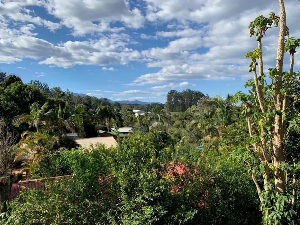 Neighbourhood, Natural landscape