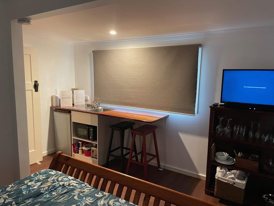 TV and multimedia, Kitchen or kitchenette
