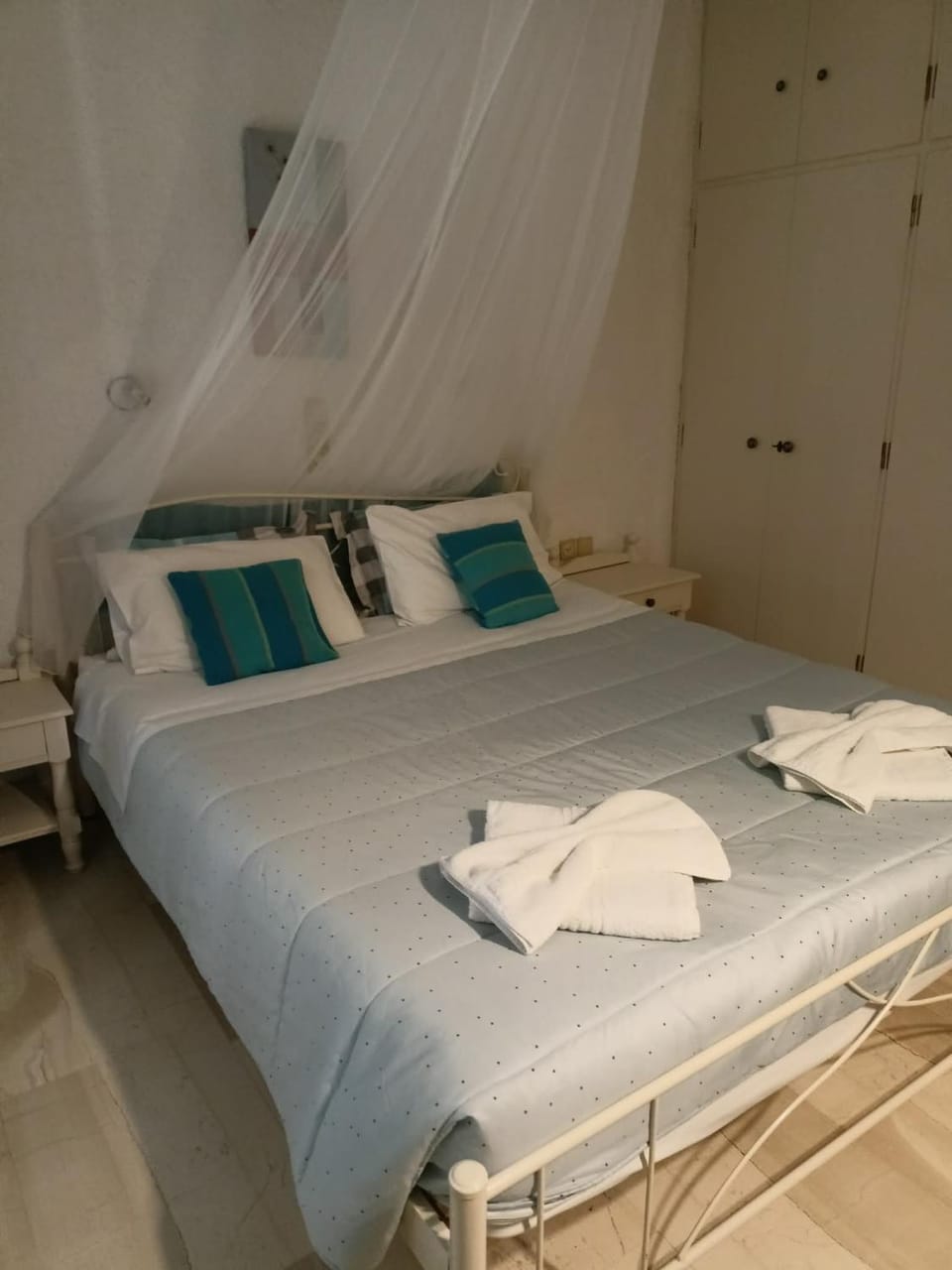 Artemis Rooms Bed and Breakfast in Islands