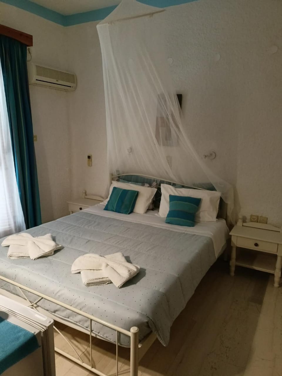 Artemis Rooms Bed and Breakfast in Islands