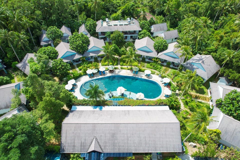 Natural landscape, Swimming pool