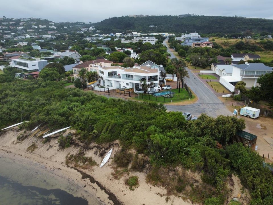 Property building, Neighbourhood, Bird's eye view
