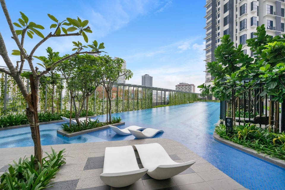 Swimming pool, Swimming pool